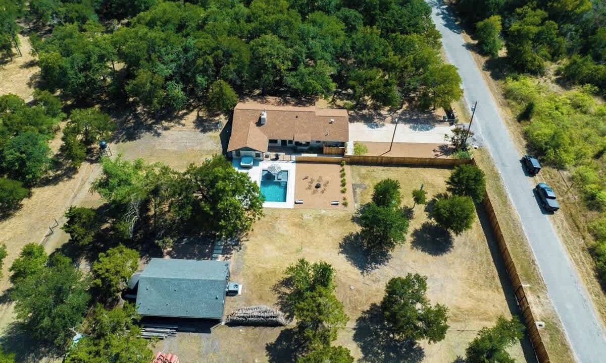 Photo of Outdoor in Manor