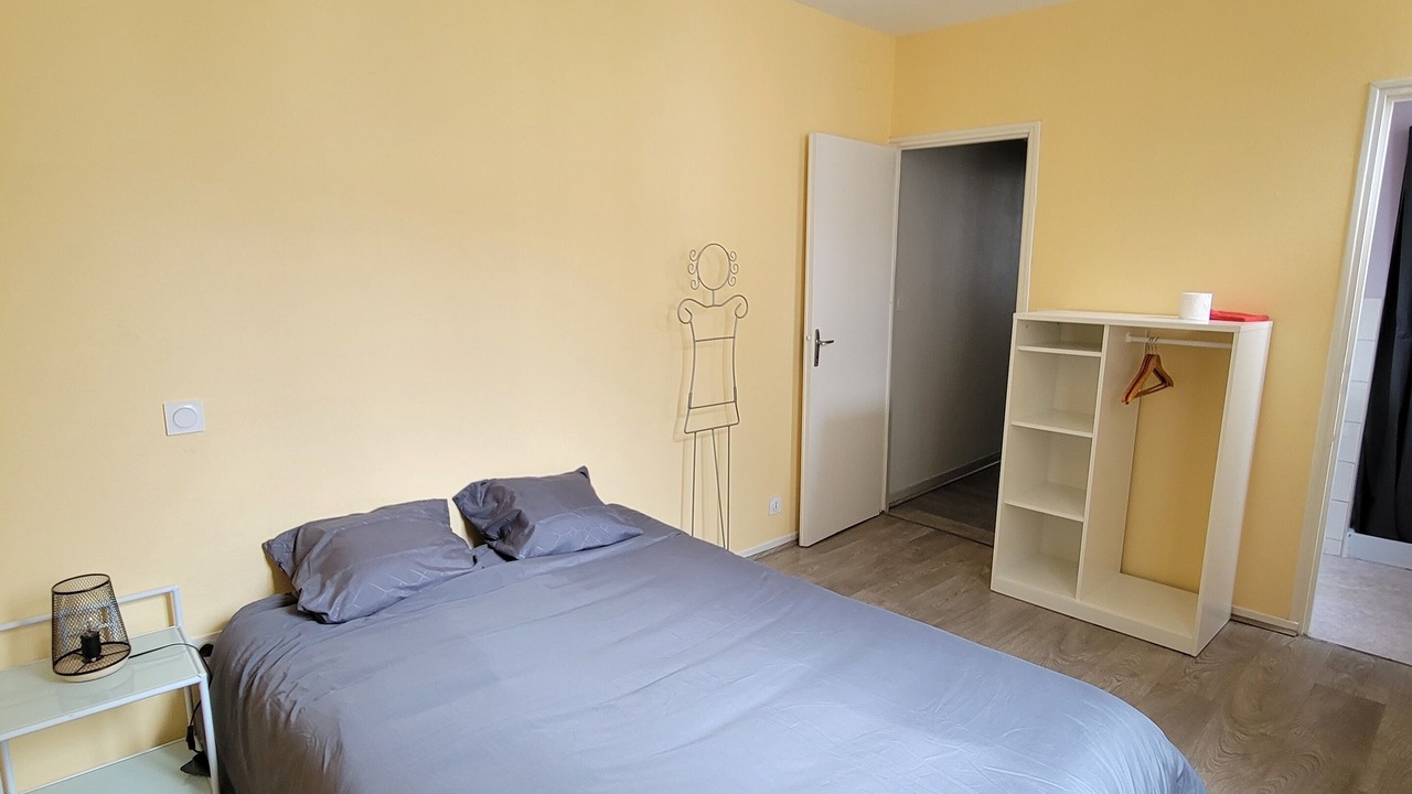 Photo of Bedroom in Bagneres-de-Bigorre