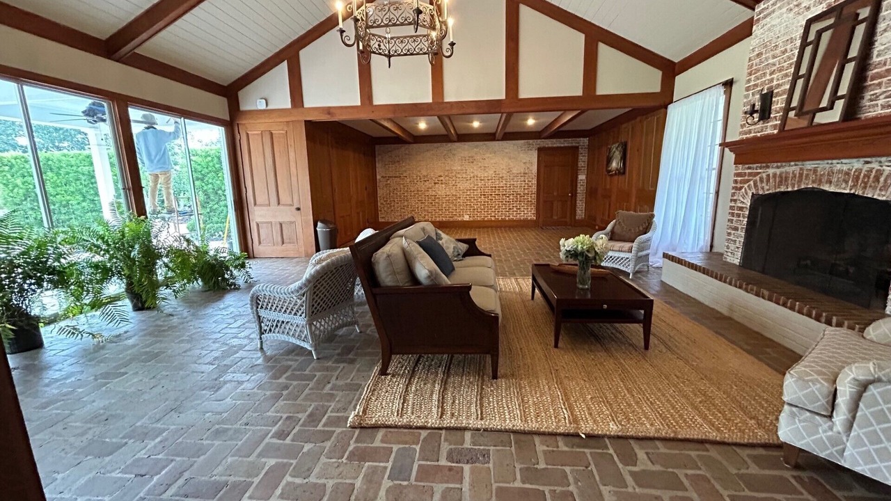 Photo of Livingroom in Franklin