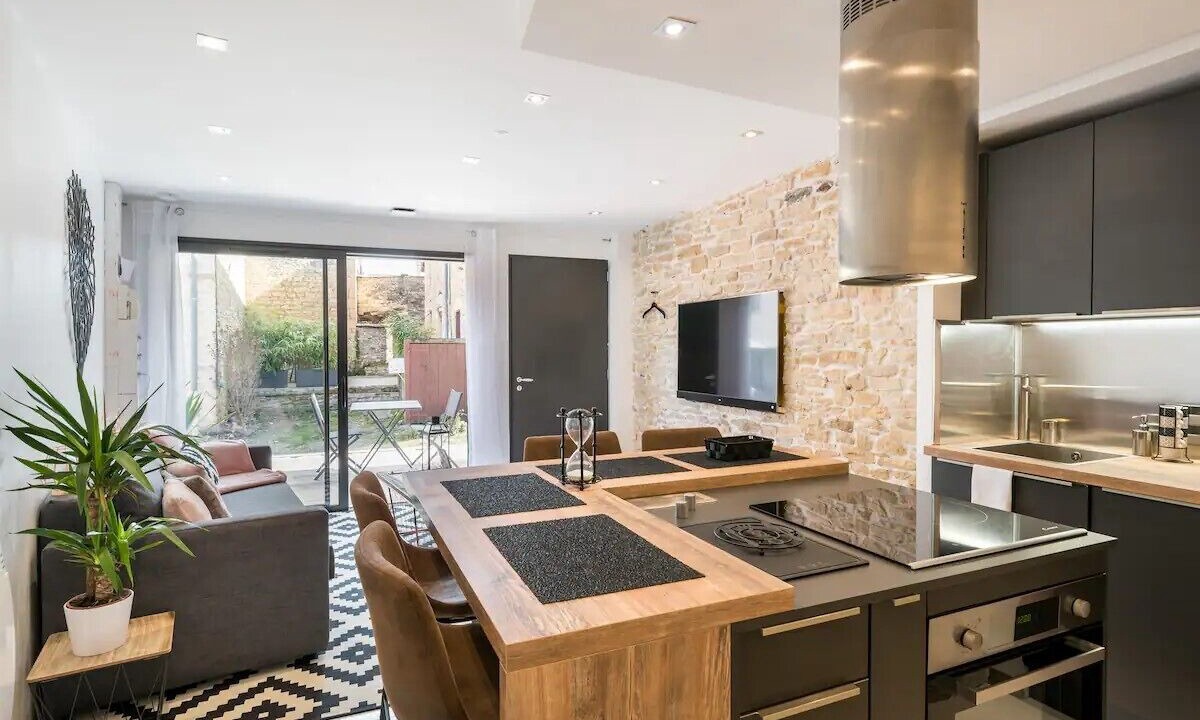 Photo of Kitchen in Saint-Alban-de-Roche
