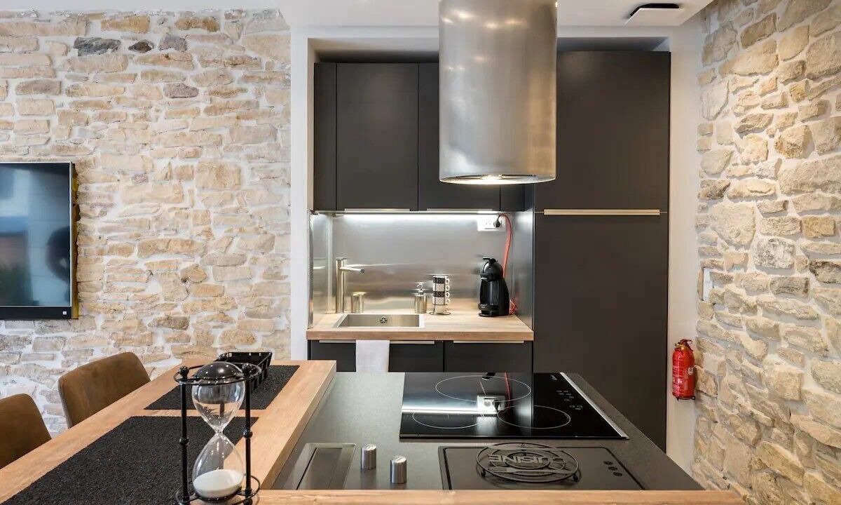 Photo of Kitchen in Saint-Alban-de-Roche