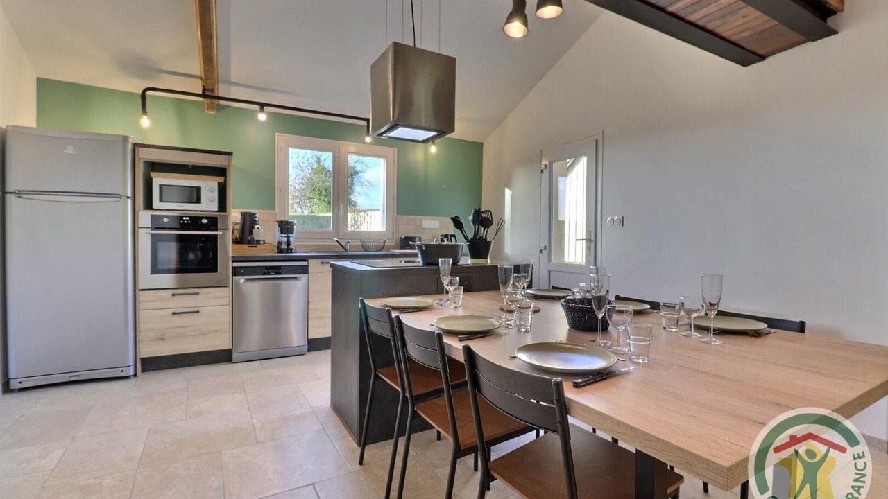 Photo of Kitchen in Saint-Brice-en-Cogles