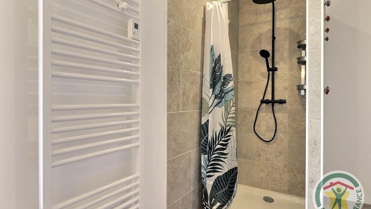 Photo of Bathroom in Saint-Brice-en-Cogles