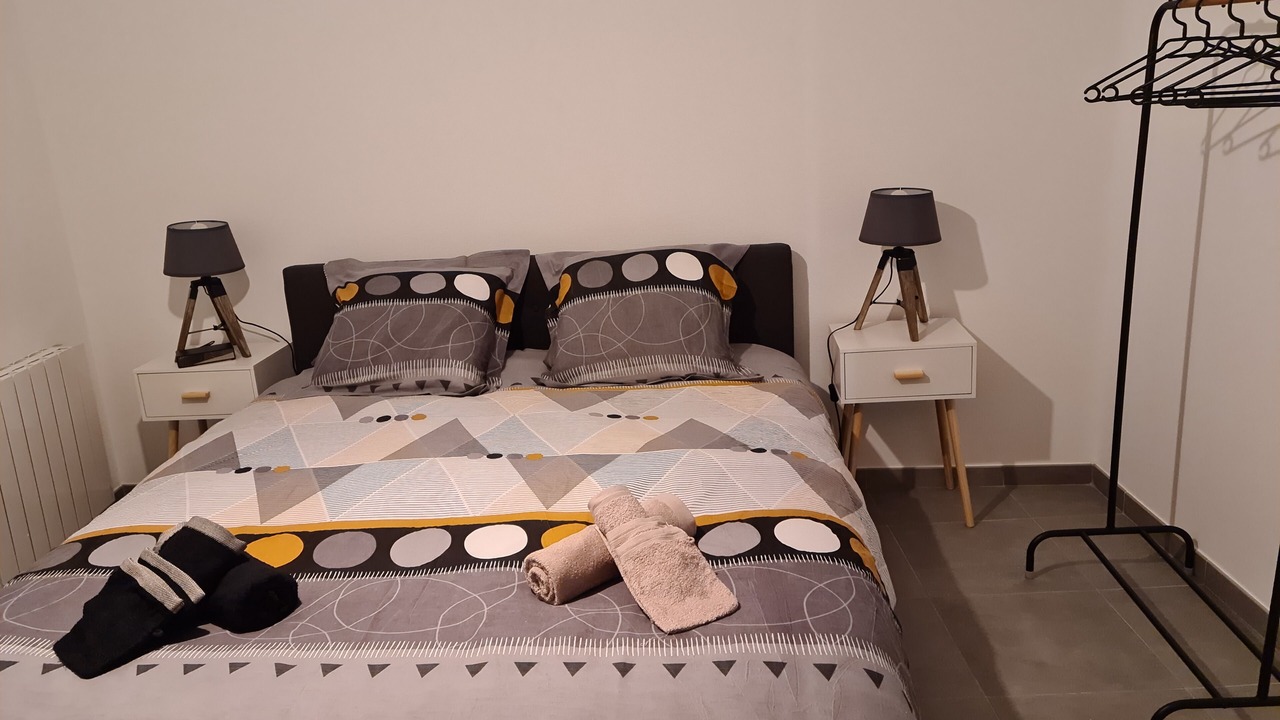 Photo of Bedroom in Bleneau