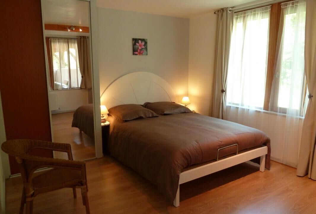 Photo of Bedroom in Cormatin