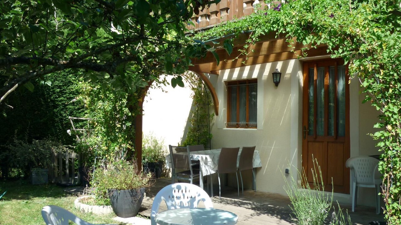 Photo of Outdoor in Cormatin