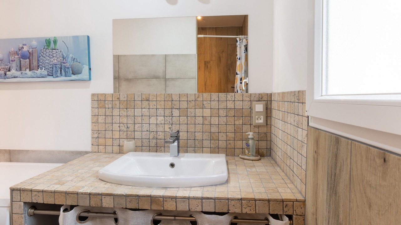 Photo of Bathroom in Payzac