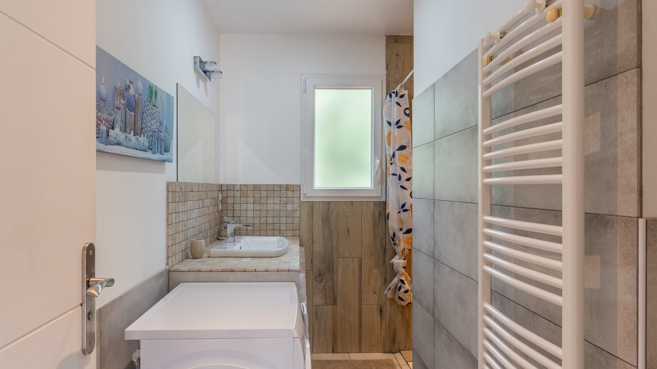 Photo of Bathroom in Payzac