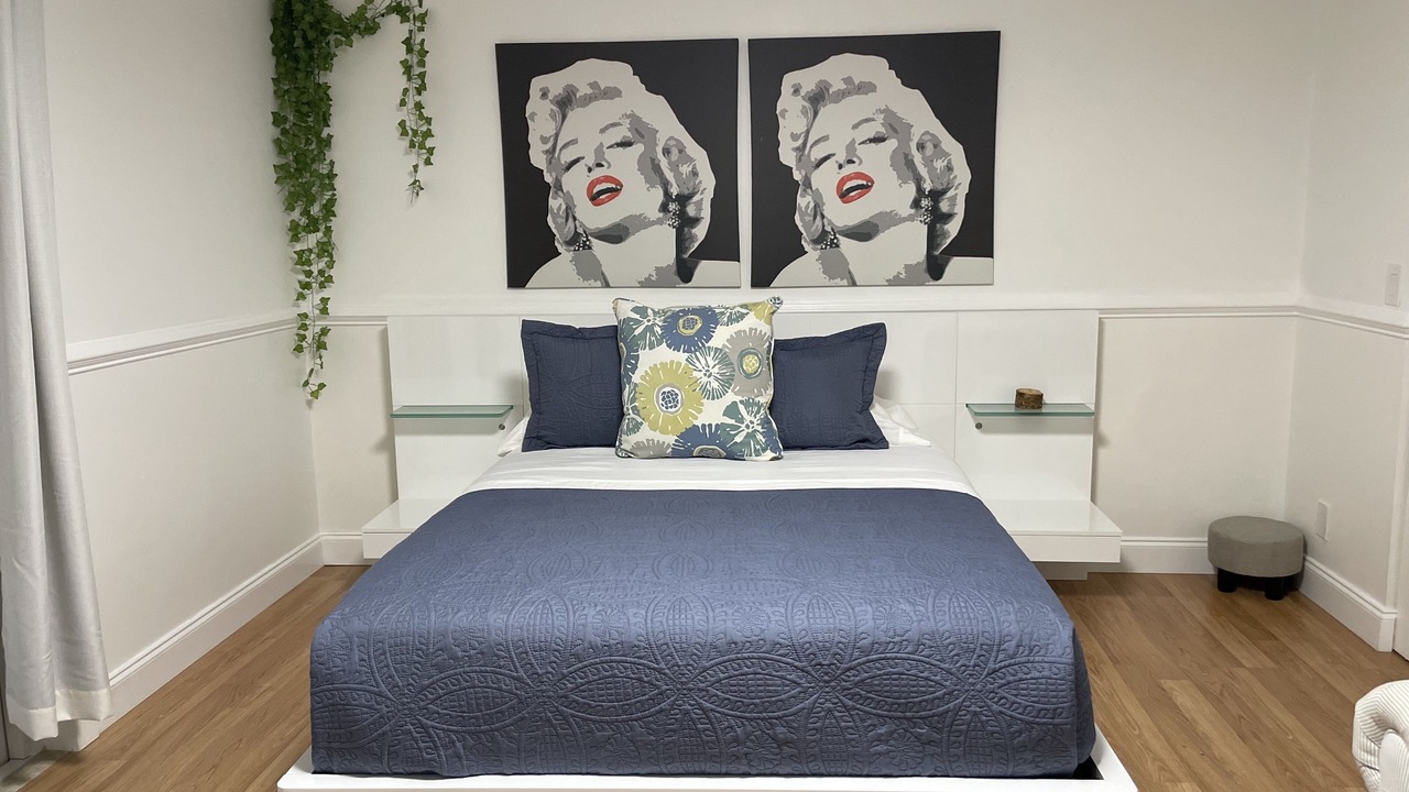 Photo of Bedroom in Greenview Shores