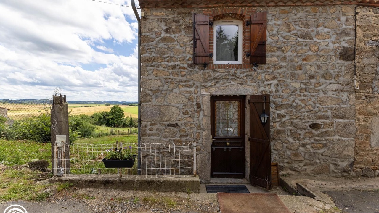 Photo of Outdoor in La Chapelle Sur Usson