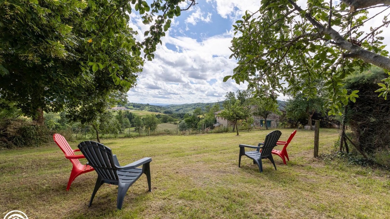 Photo of Outdoor in La Chapelle Sur Usson
