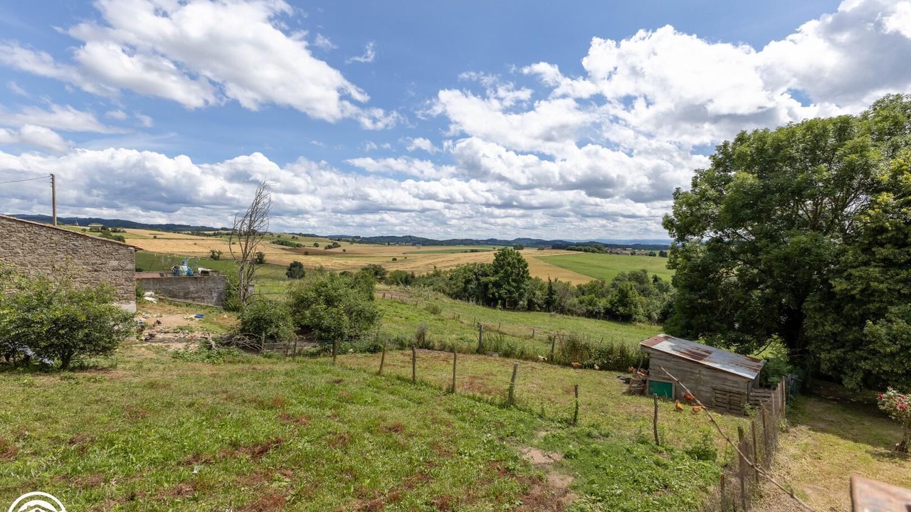 Photo of Outdoor in La Chapelle Sur Usson