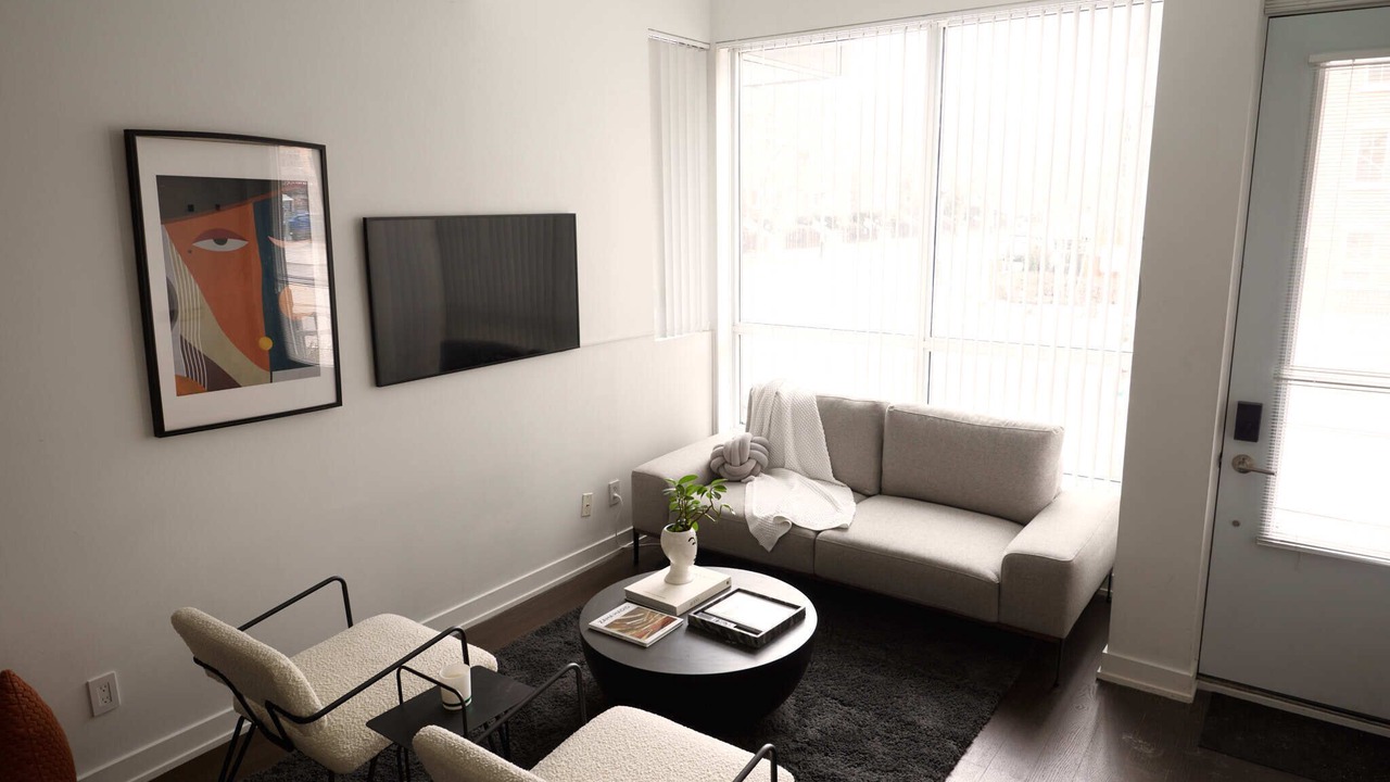 Photo of Livingroom in King West Village