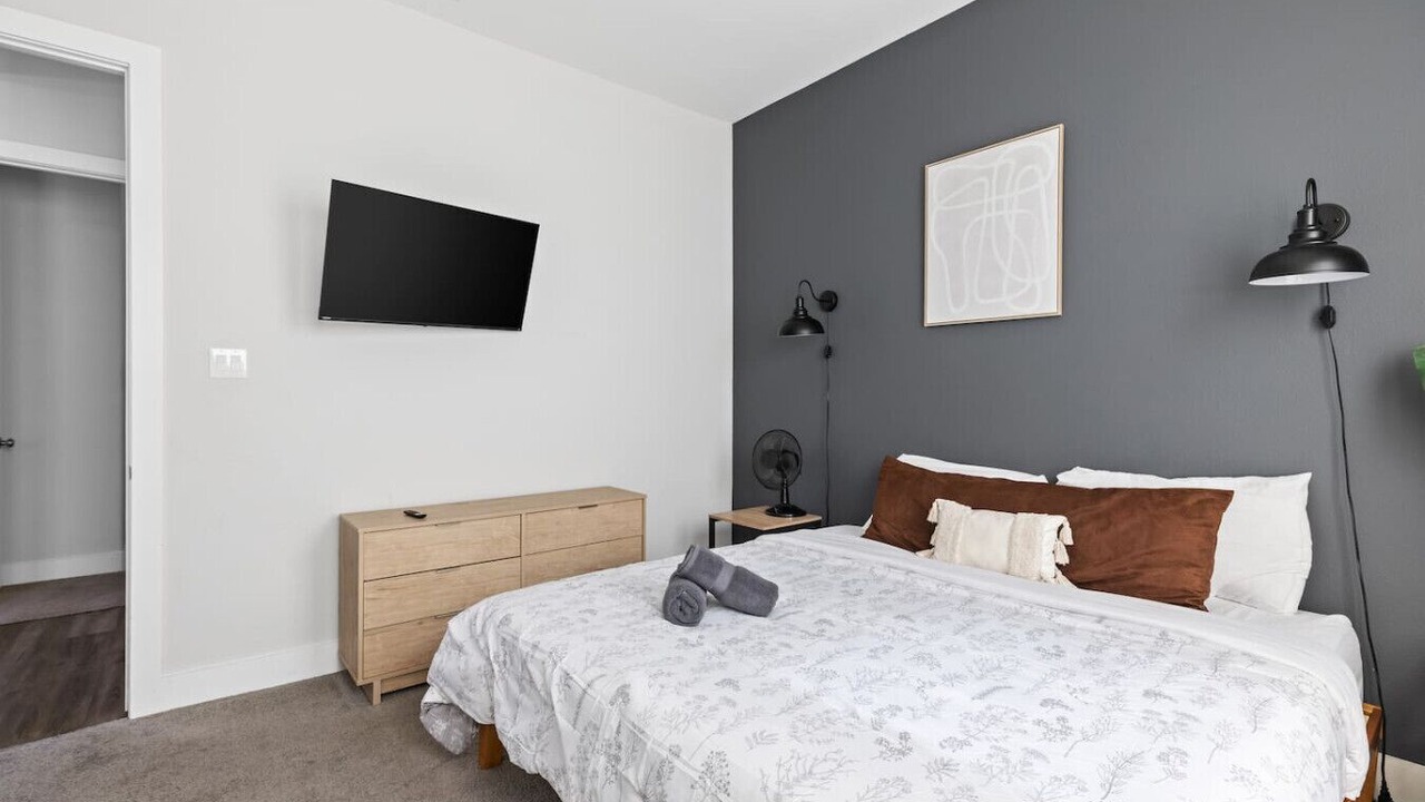 Photo of Bedroom in Cedar Crest