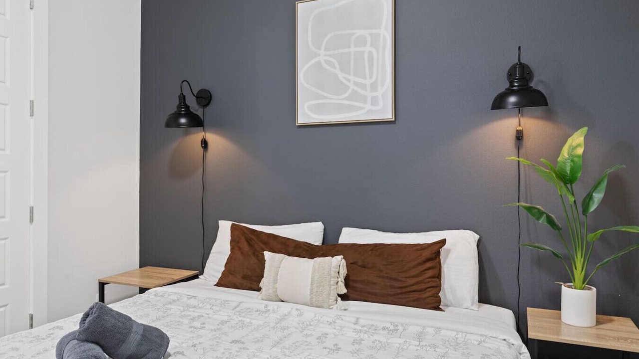 Photo of Bedroom in Cedar Crest