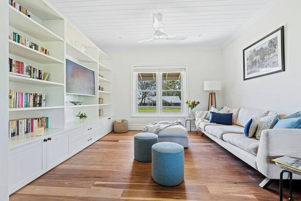 Photo of Others in Berry