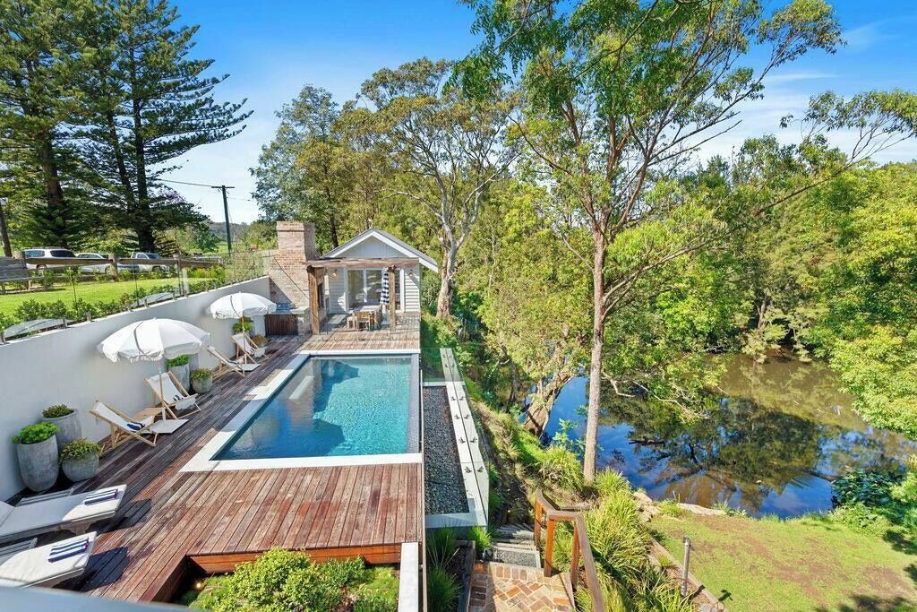 Photo of Outdoor in Berry