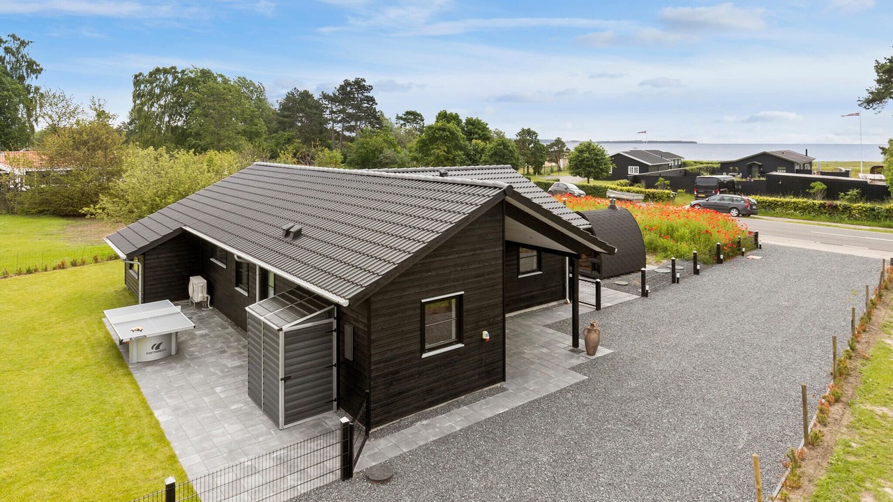 Photo of Others in Lyngsbæk Strand