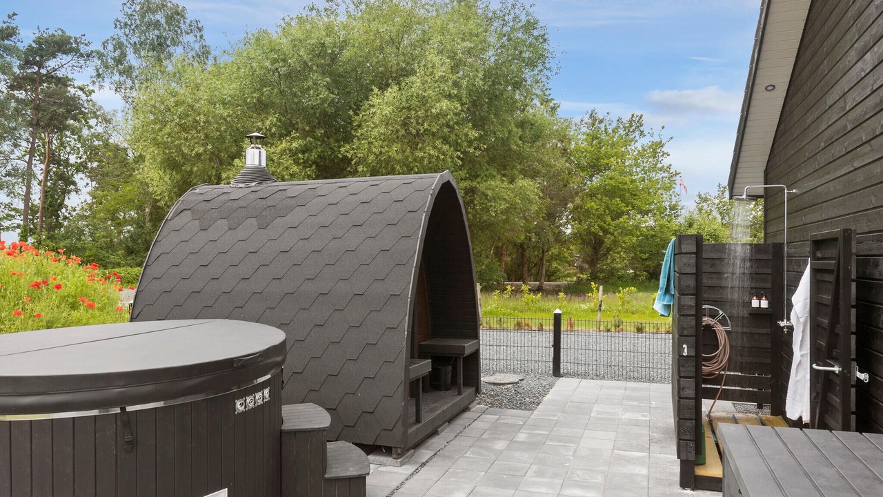 Photo of Others in Lyngsbæk Strand