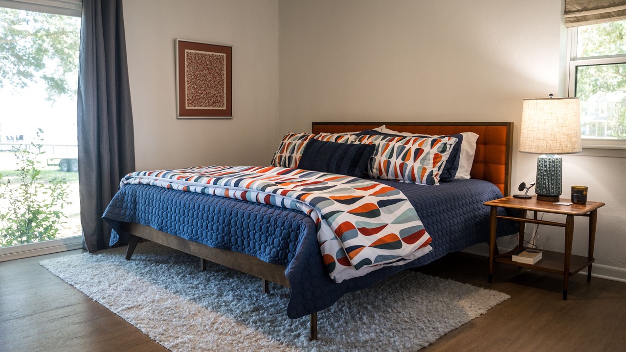 Photo of Bedroom in Tool
