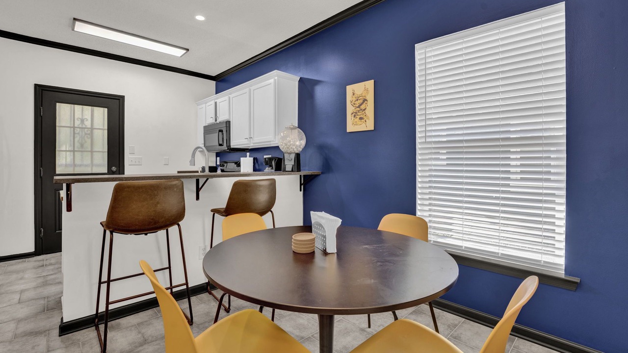 Photo of Others in University District