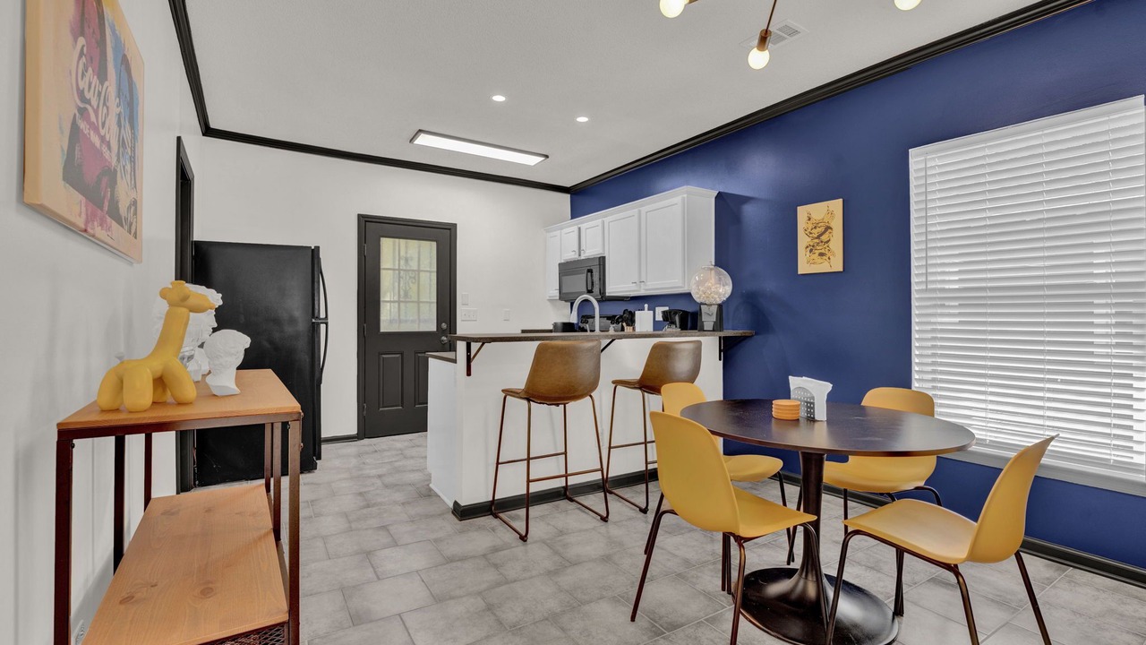 Photo of Others in University District