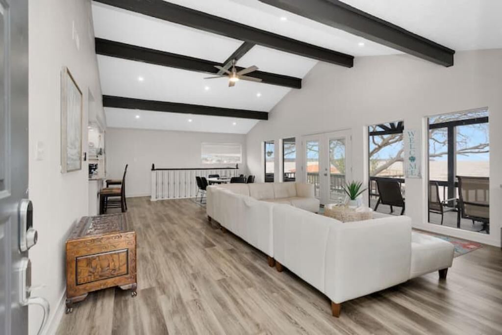 Photo of Livingroom in Coldspring
