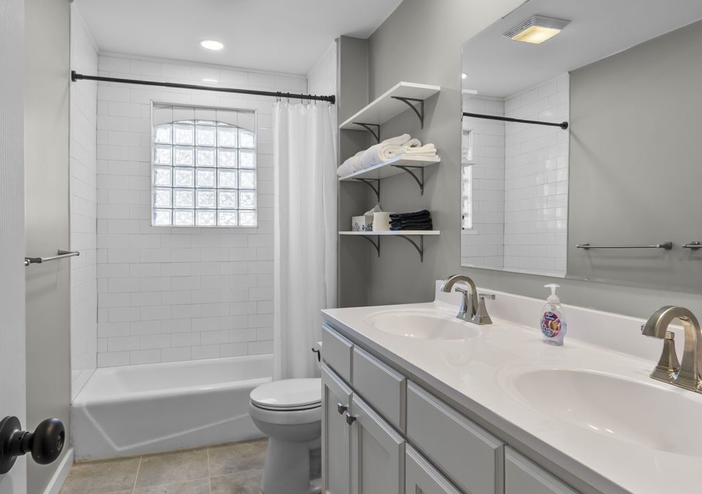 Photo of Bathroom in Cape Girardeau