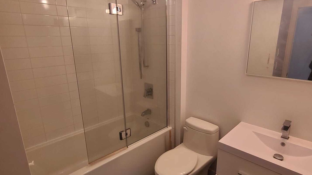 Photo of Bathroom in Griffintown