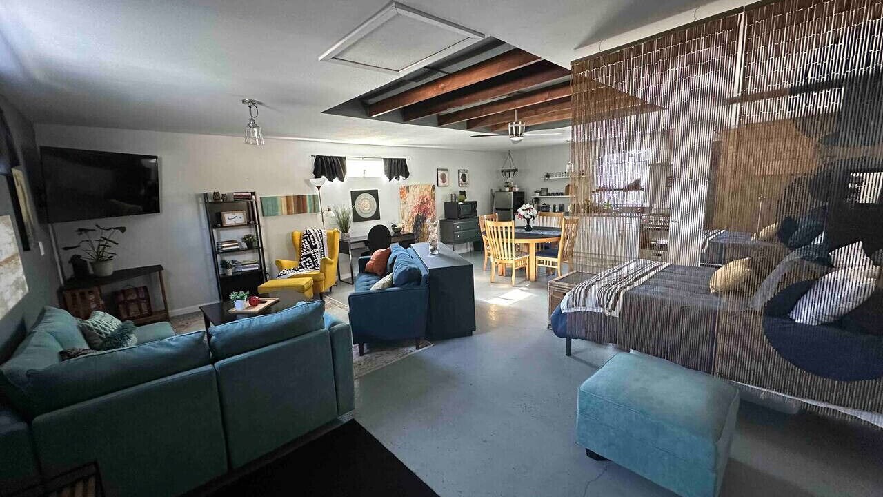 Photo of Livingroom in Southeastern Sacramento
