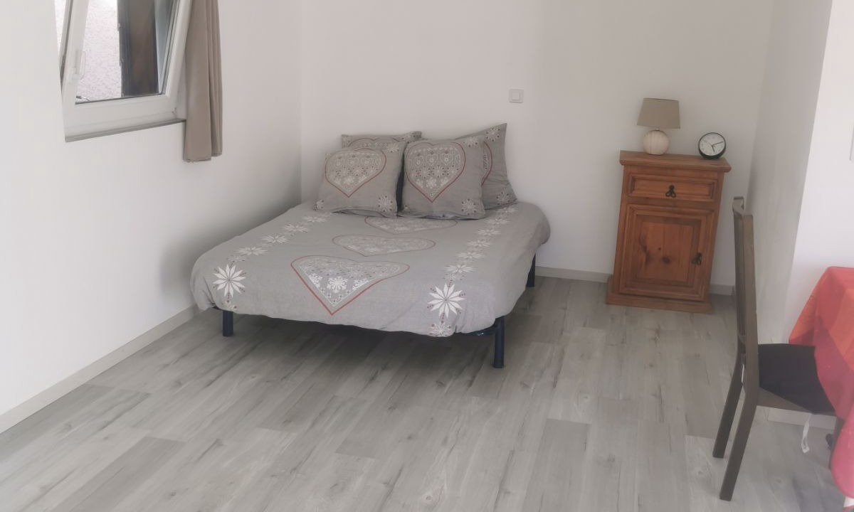 Photo of Bedroom in Saint-Alban-du-Rhone
