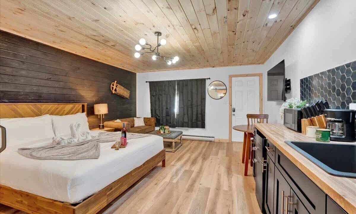 Photo of Bedroom in Canadensis