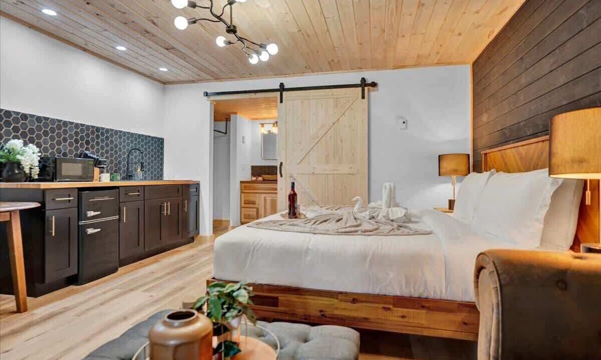 Photo of Bedroom in Canadensis