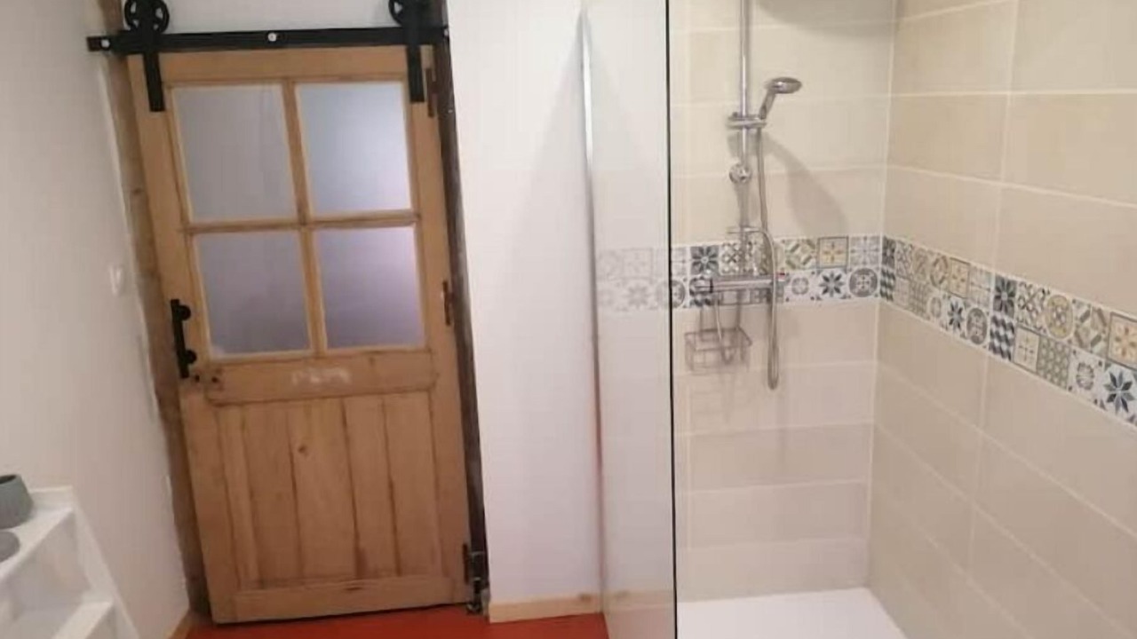 Photo of Bathroom in Dompierre-sur-Nievre