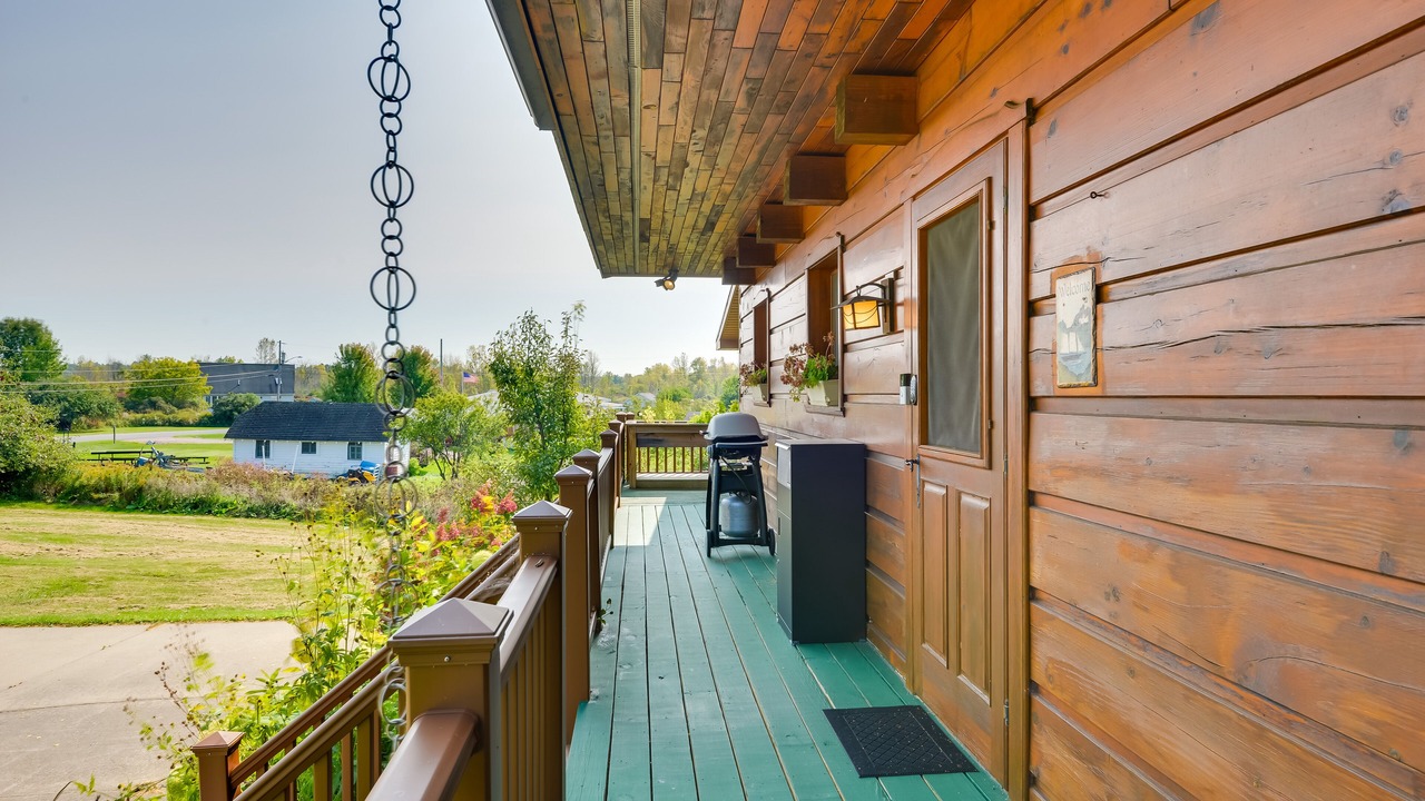 Photo of Patio Balcony in Fishers Landing