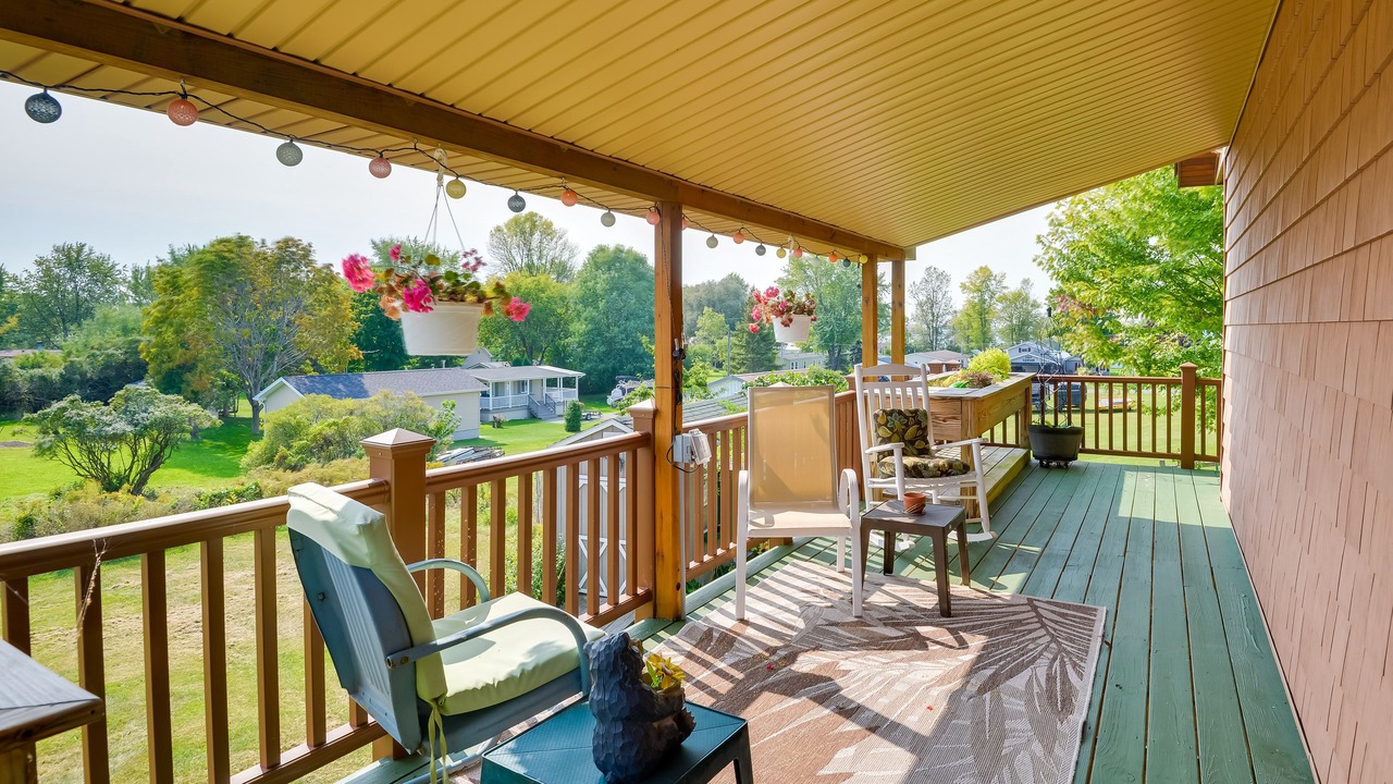 Photo of Patio Balcony in Fishers Landing