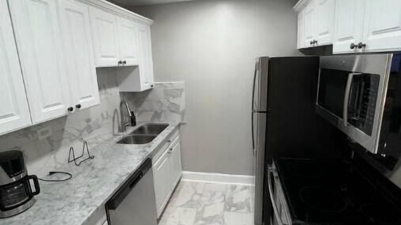 Photo of Kitchen in Peachtree Center