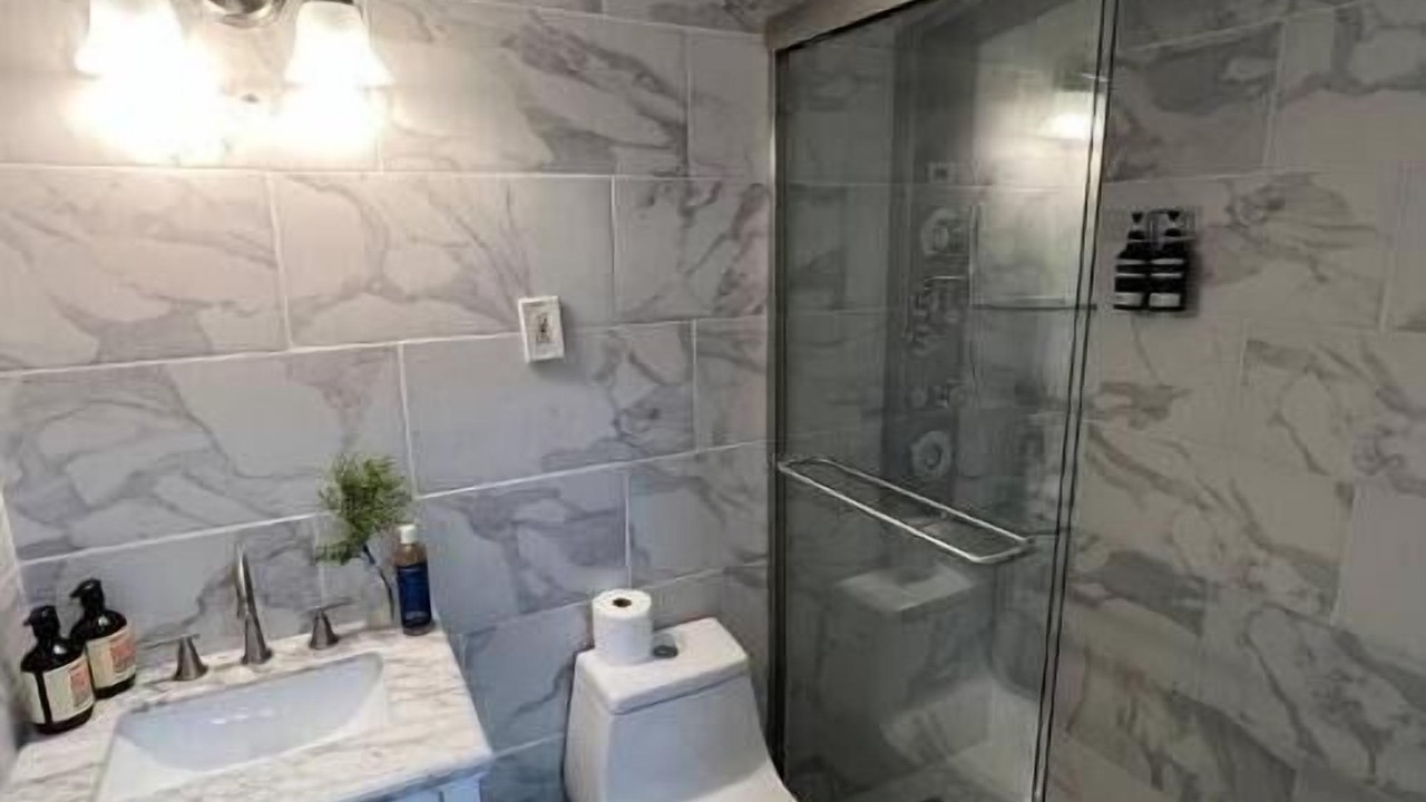 Photo of Bathroom in Peachtree Center