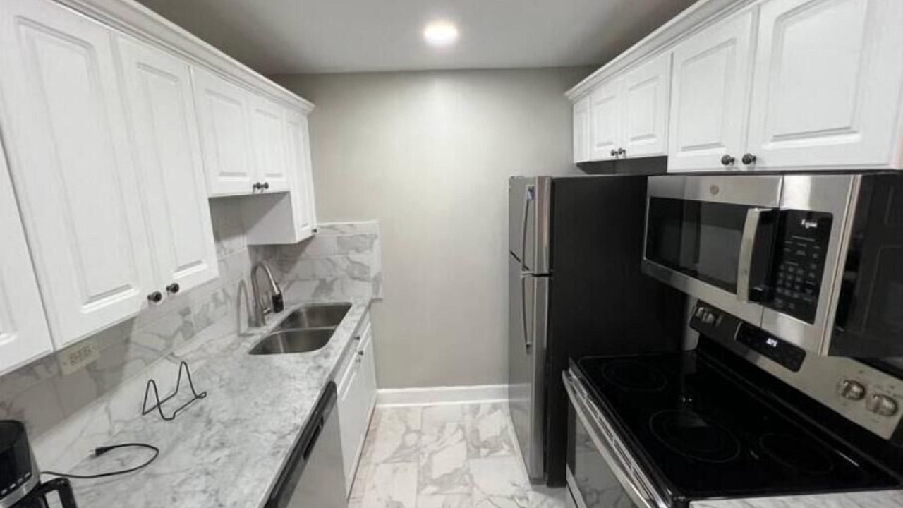 Photo of Kitchen in Peachtree Center