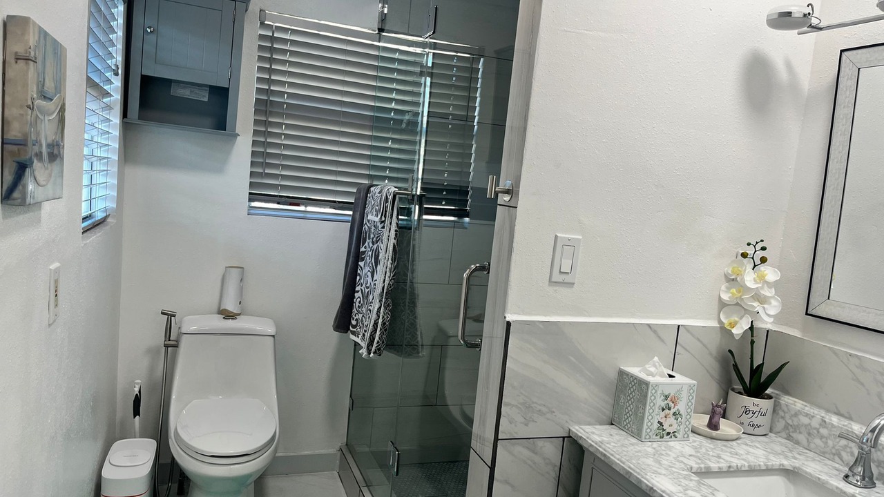Photo of Bathroom in South Central Houston
