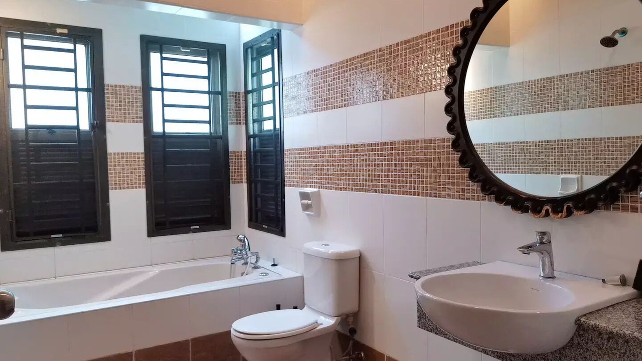 Photo of Bathroom in Taman Mount Austin