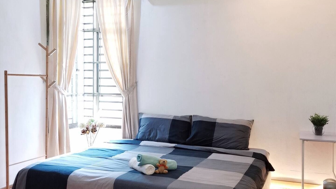 Photo of Bedroom in Taman Mount Austin