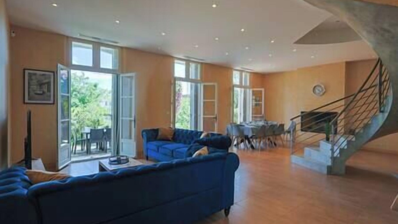 Photo of Livingroom in Hyeres City Centre