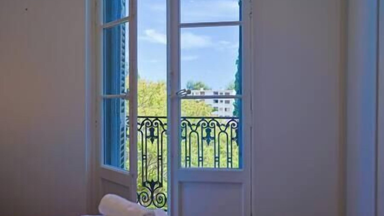 Photo of Bedroom in Hyeres City Centre