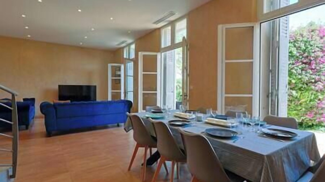 Photo of Others in Hyeres City Centre