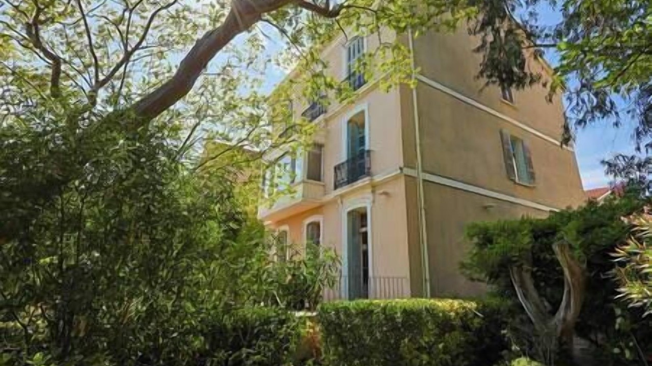 Photo of Outdoor in Hyeres City Centre