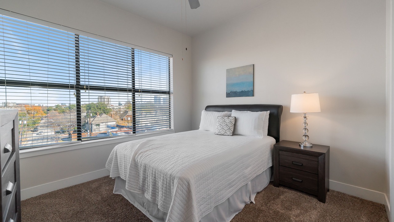 Photo of Bedroom in Oak Lawn