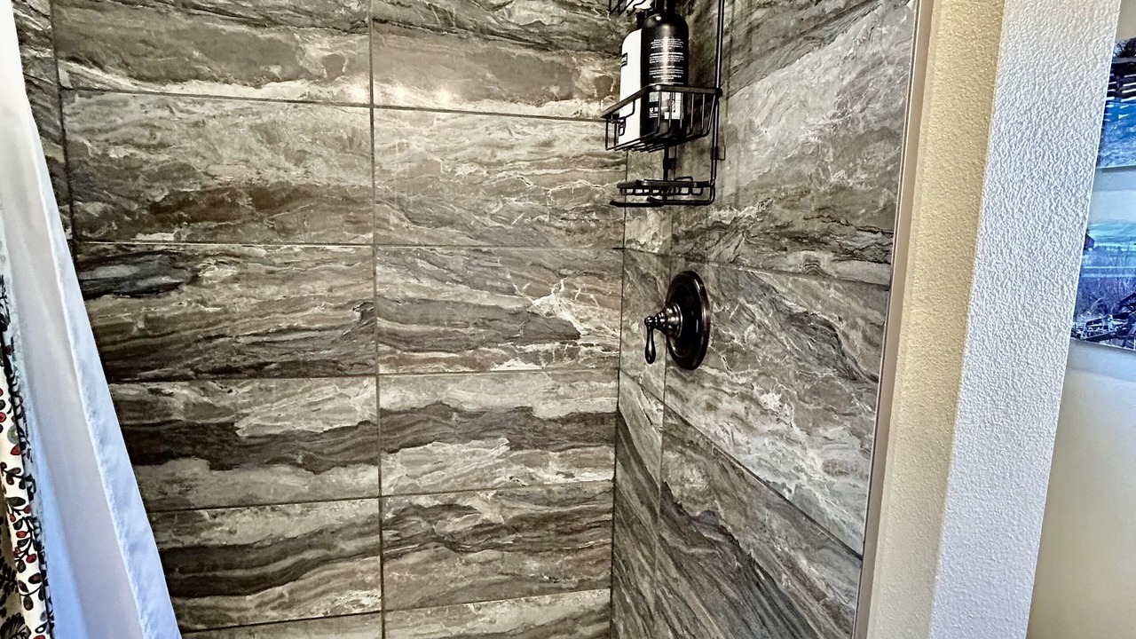 Photo of Bathroom in Powell Butte