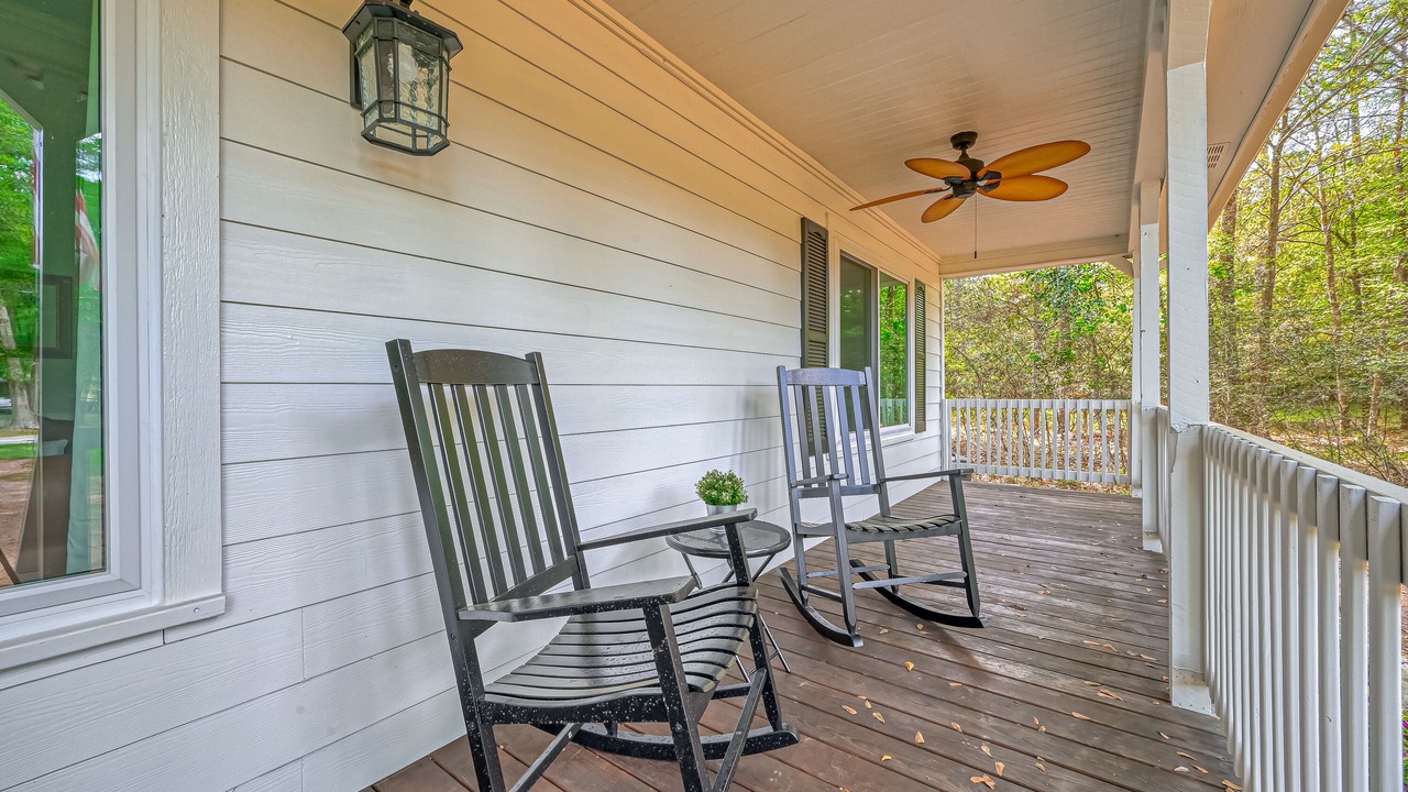 Photo of Patio Balcony in Stagecoach