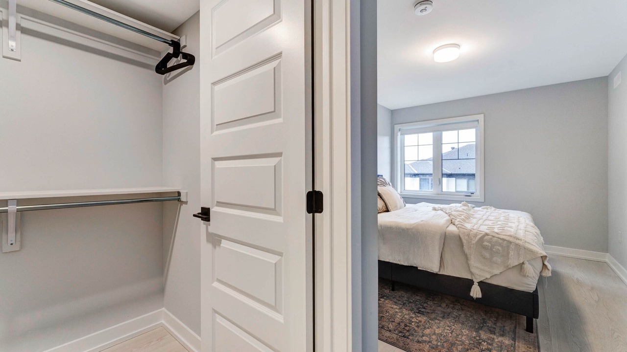Photo of Bedroom in Ottawa Division